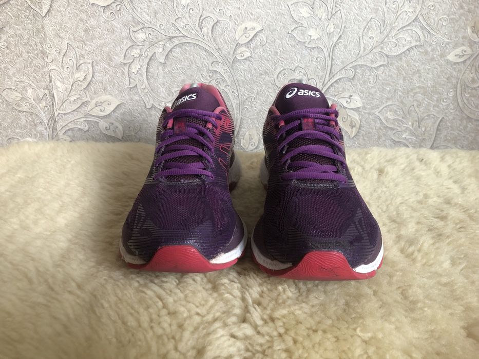 Оригінал кросівки Asics Gel Nimbus 20 біг волейбол 41,5 41 26 25,5