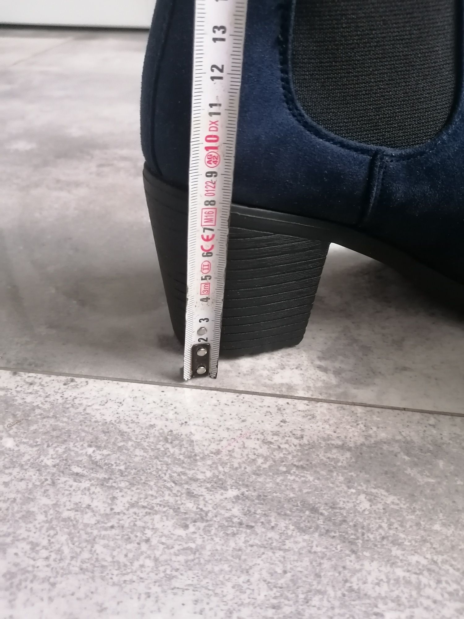 Buty wiosenne 40