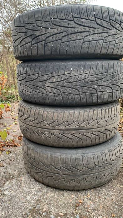 Зимова резина на дисках Фольцваген Ауді б/в