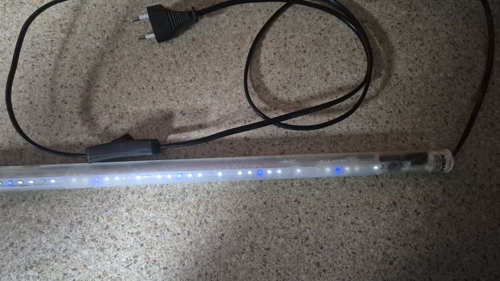 Oświetlenie do akwarium