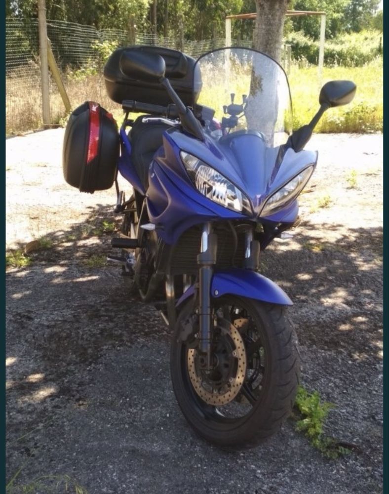 Yahama Fazer 600
