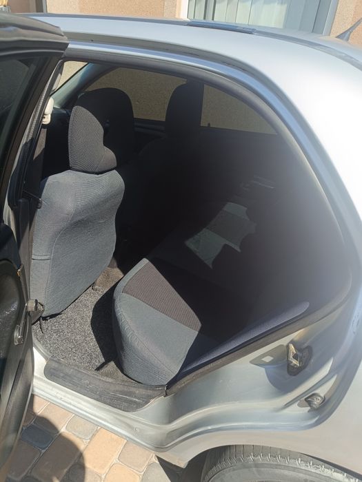 Продам авто mitsubisi carisma.Можливий обмін.