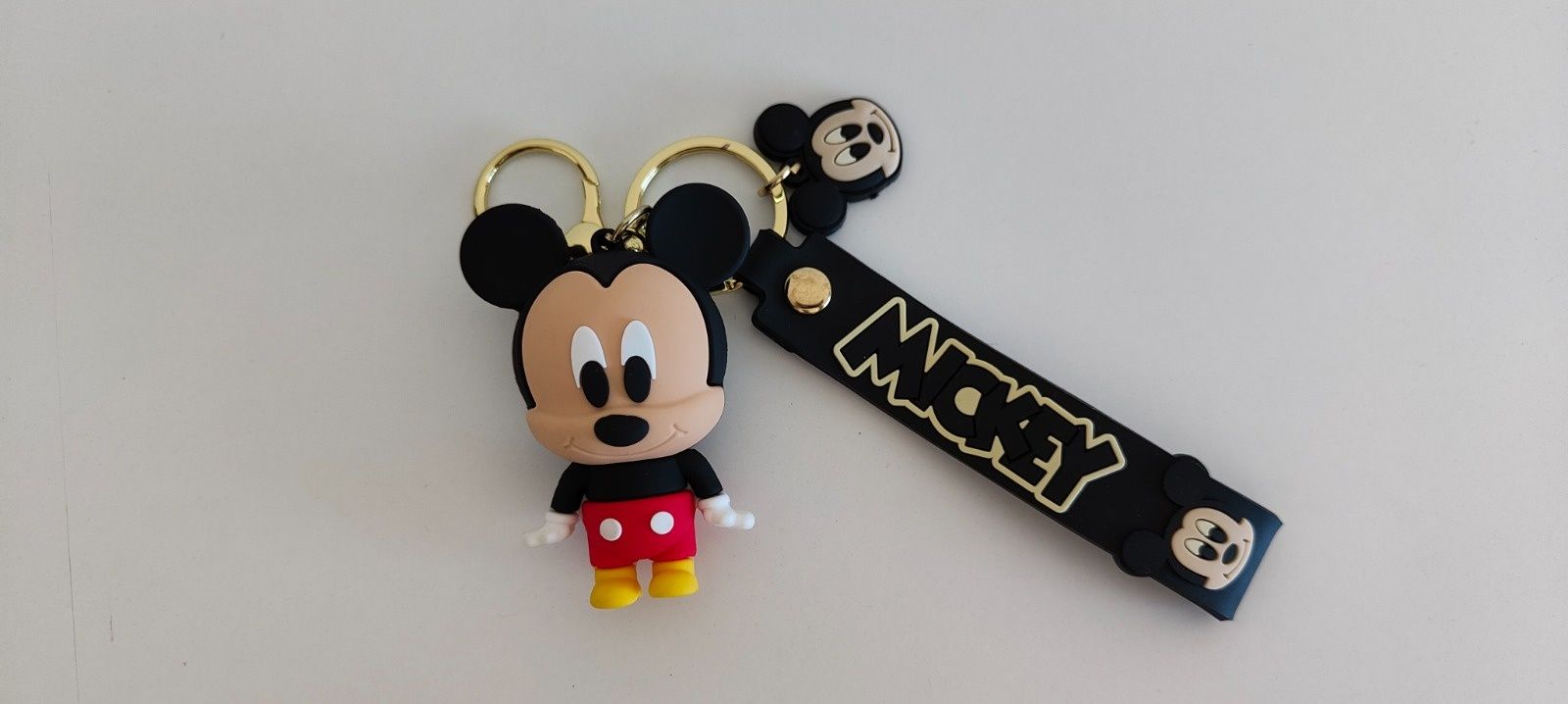 Porta chaves Mickey e Minnie