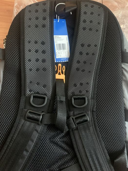 Plecak Adidas Adventure Backpack 28l