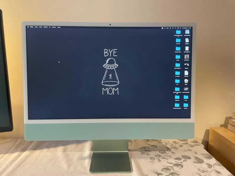 iMac M1, 8 GB RAM, 256 GB SSD Stan Idealny, plus Magic Mouse