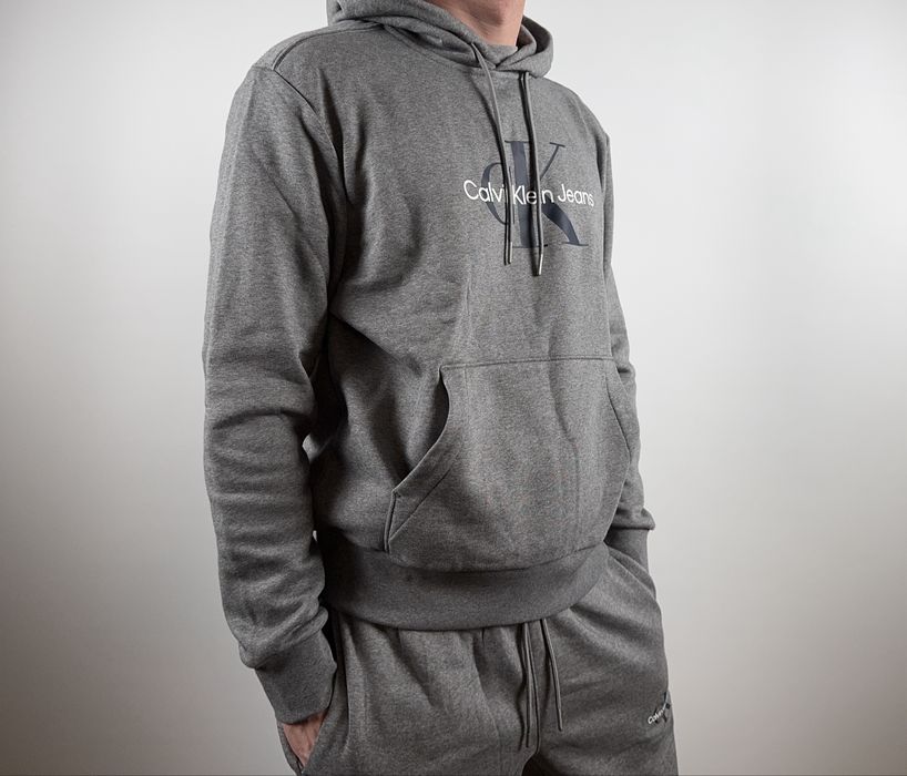 Костюм чоловічий Calvin Klein
