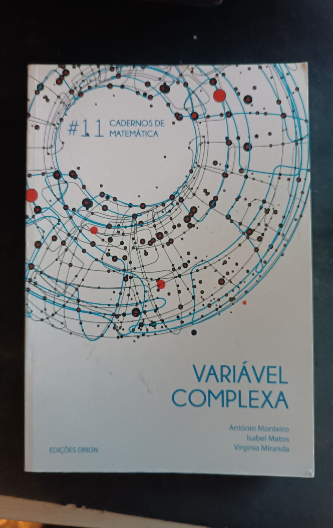Livros de matemática, cálculo, álgebra linear