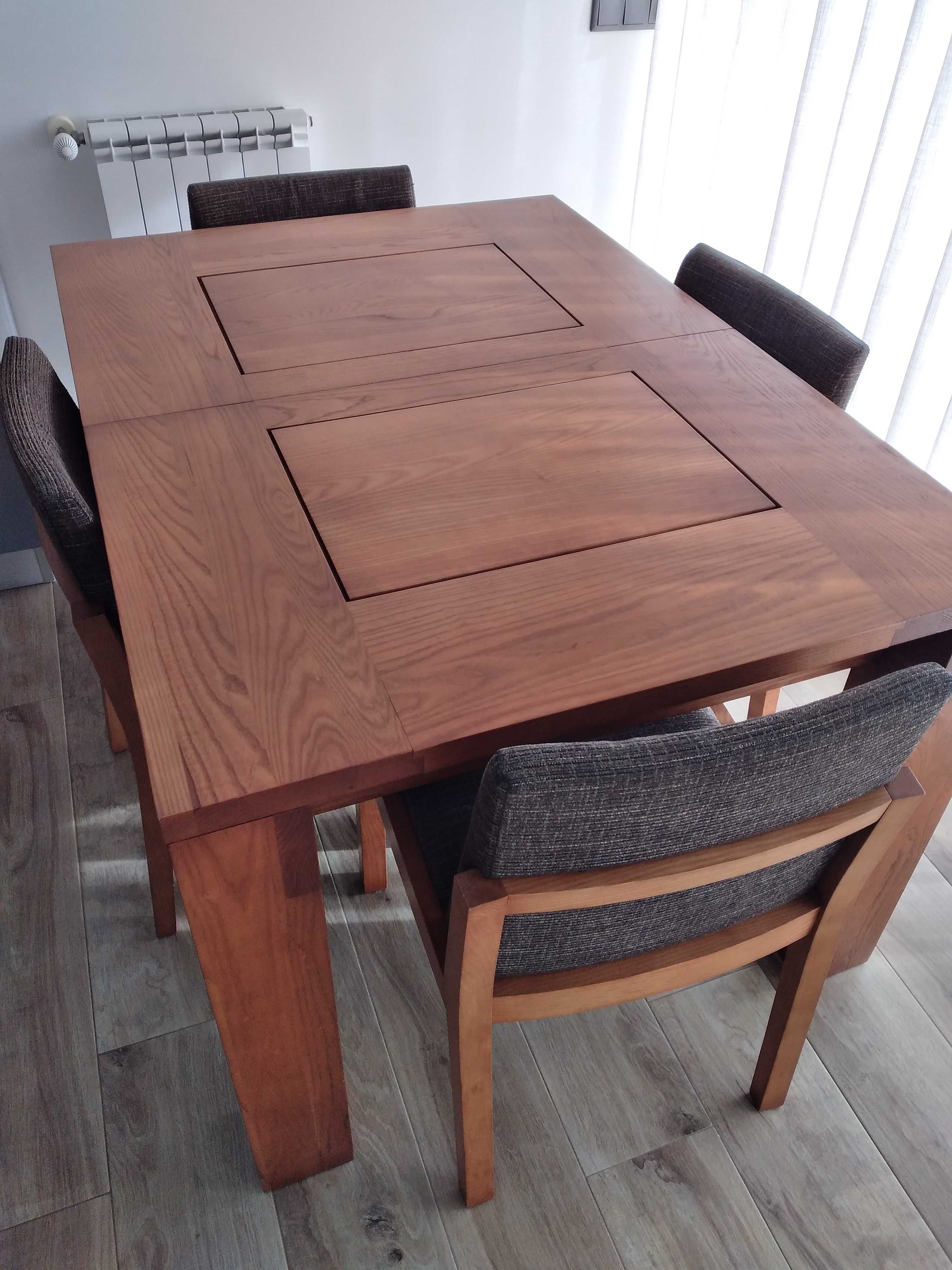Mesa extensível 1x1,37m + 6 Cadeiras Madeira de Carvalho