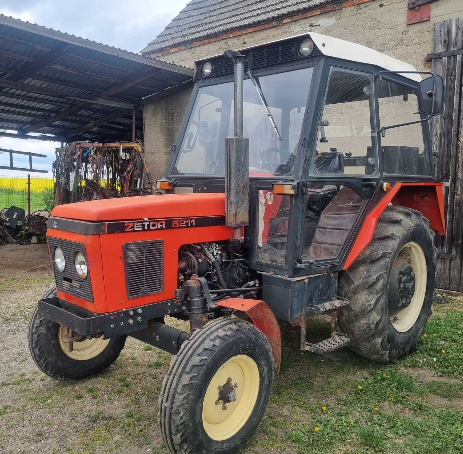 Ciągnik rolniczy Zetor 5211