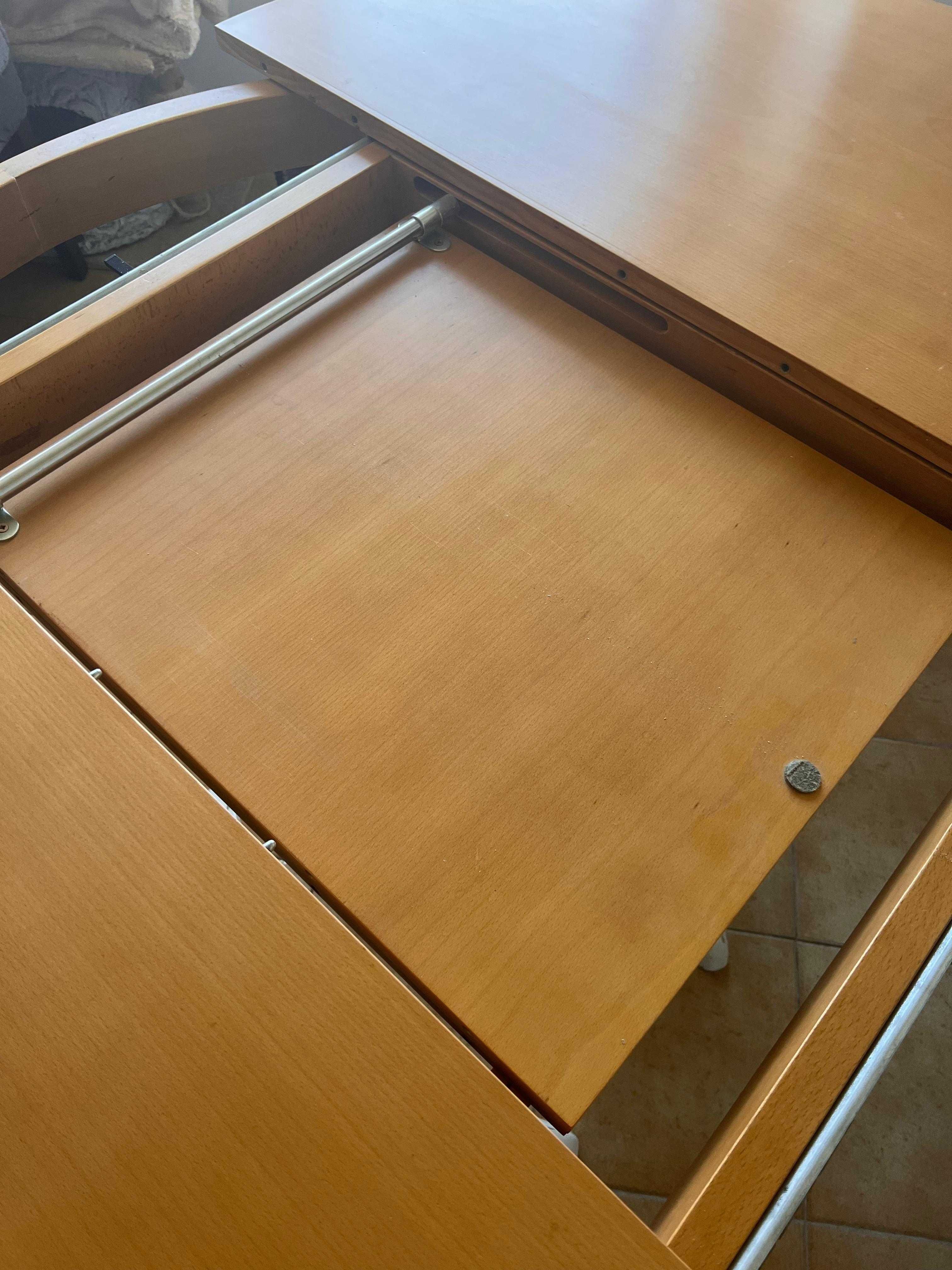 Mesa jantar madeira maciça (1.20 fechada 1.70 aberta)
