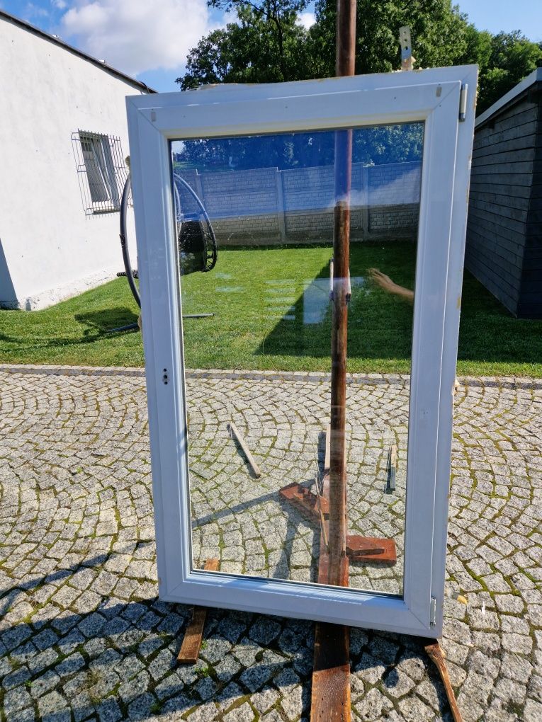 Okno 92x166.5 pcv 100x172-3szt. z 116x163 demontażu duży