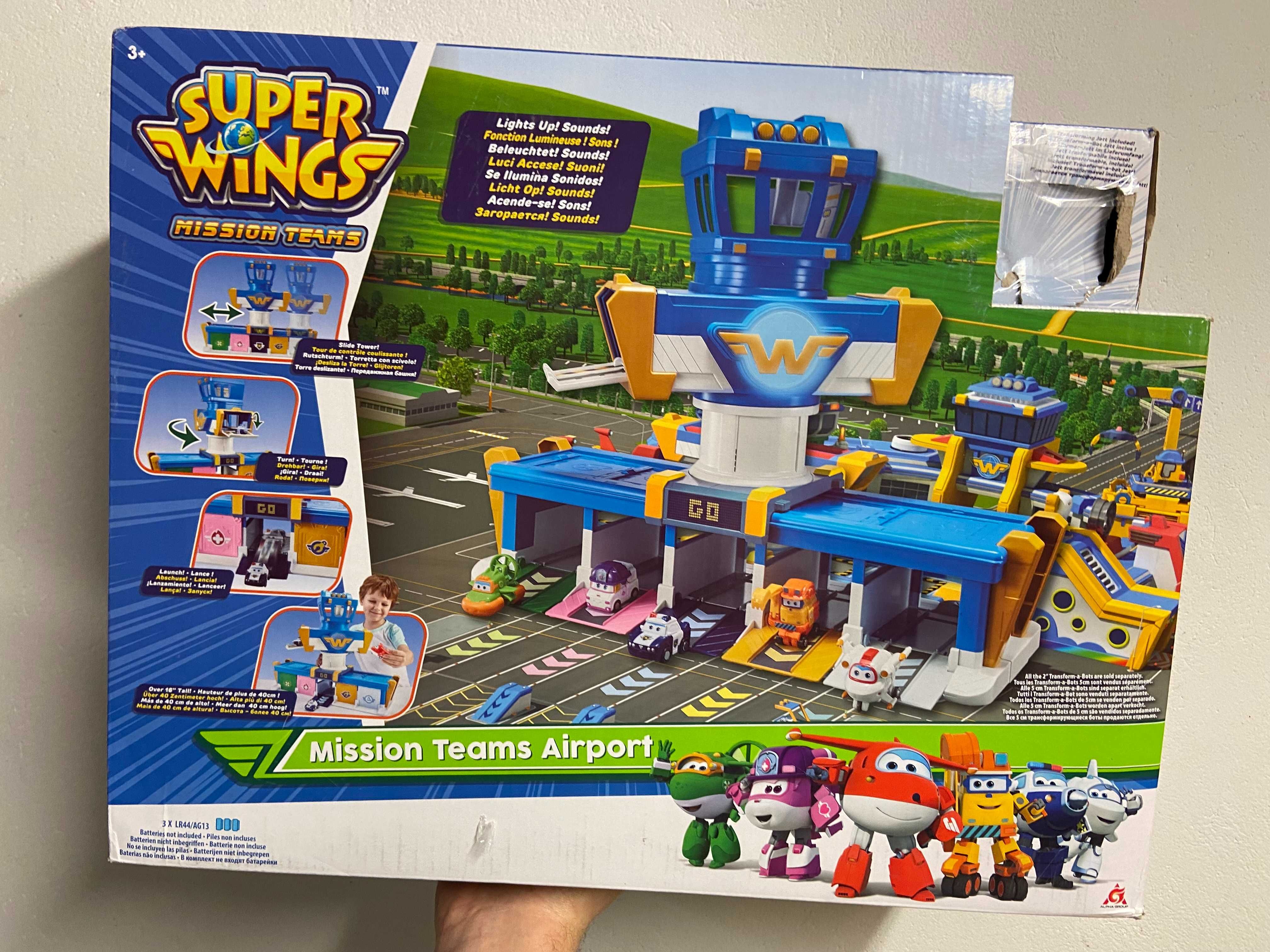 Super Wings Zestaw zabawowy Przygoda na lotnisku z figurką odrzutowca