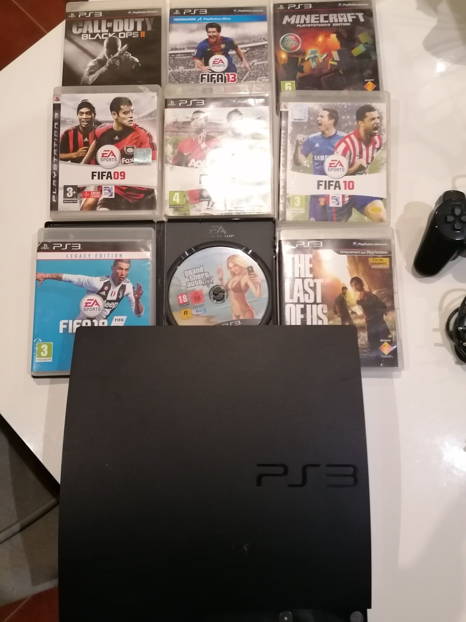 Playstation 3 + 9 jogos - ver descrição