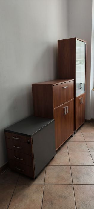 Meble. Komplet za 180 zł !!! Zestaw mebli witryna, komoda, szafka.