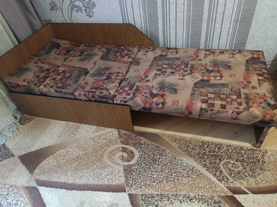 Одномісний розкладний дитячий диван