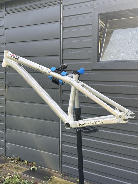 Rama NS Bikes Decade Raw dirt