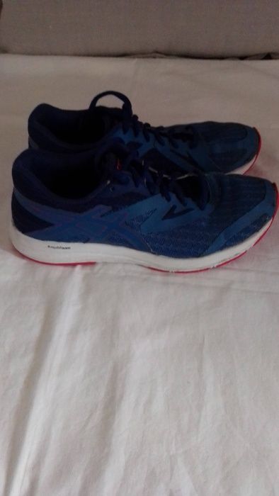 Ténís Asics