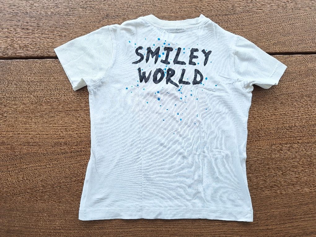 2 t-shirts e um par de calções, 110 cm
