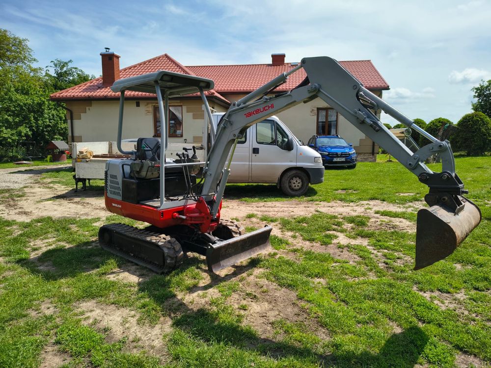 Minikoparka takeuchi TB 016