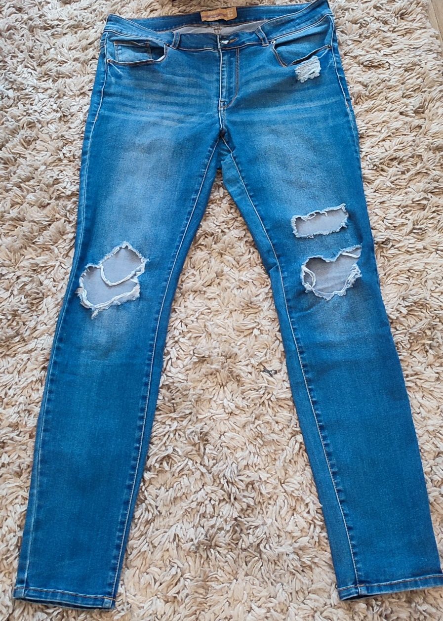 Spodnie jeans Janina r. 42