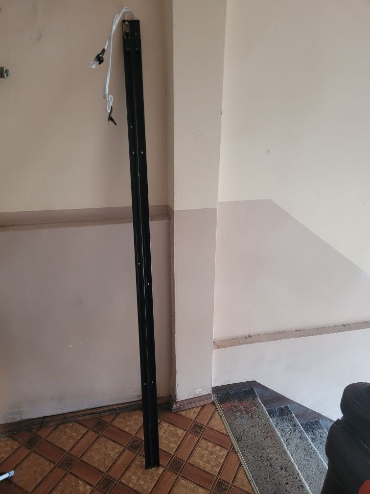 Oswietlenie  sklepowe wystawowe FOCO LED DORA 30W    
A