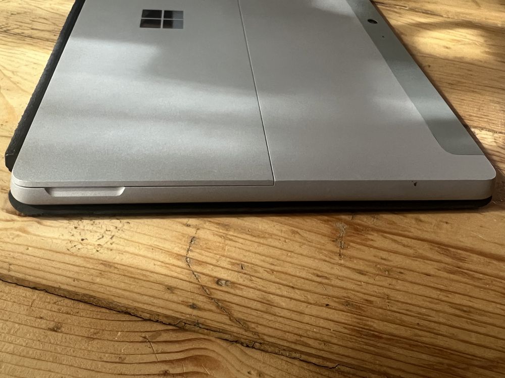 Microsoft surface go 1624