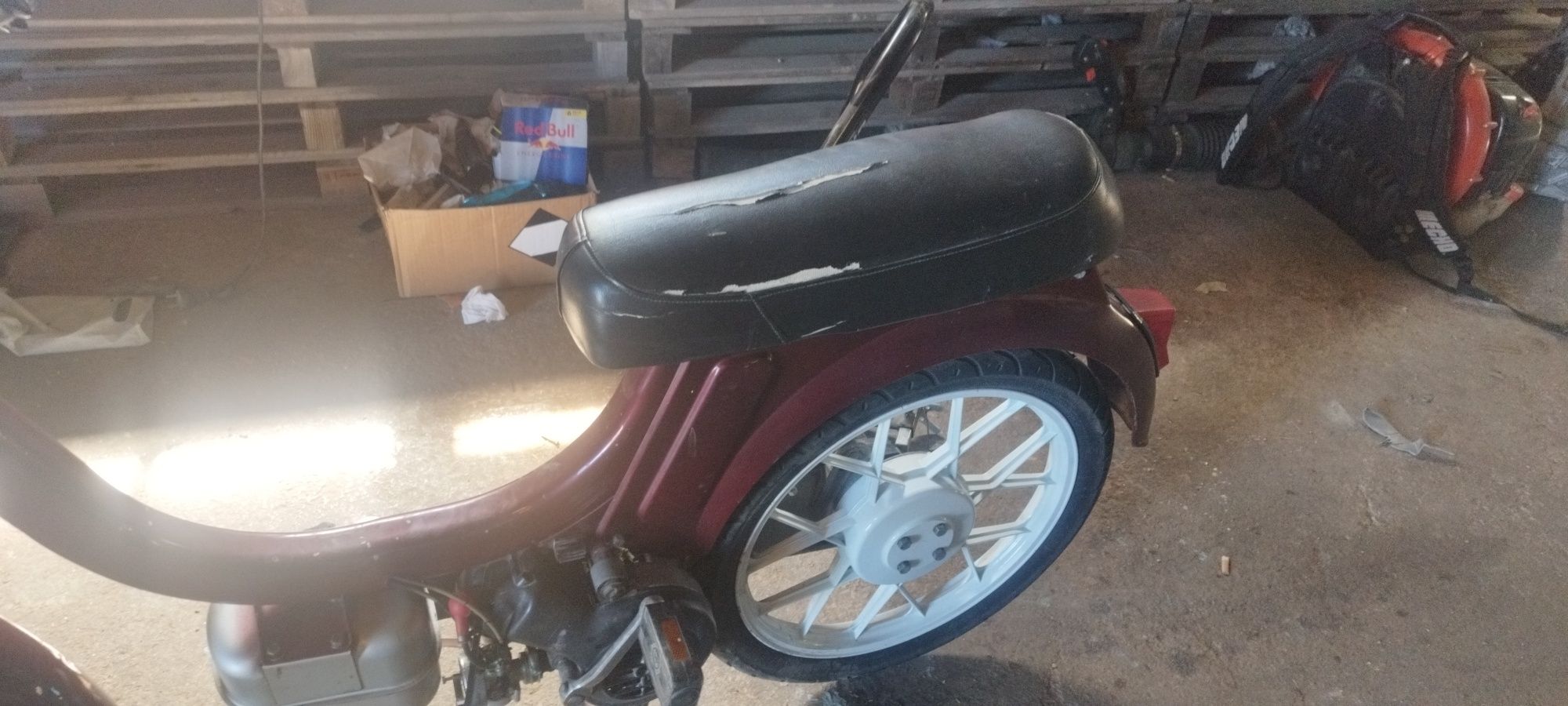 Vendo vespinos  nl. E dois gl