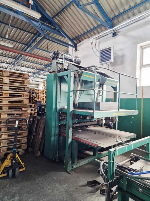 Linia do produkcji palet Vector