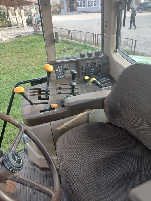 Продам трактор додір