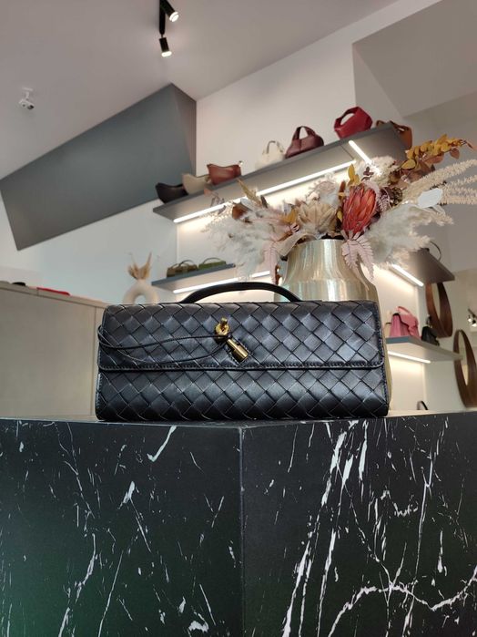 Сумка Bottega Veneta Long Clutch Andiamo With Handle Black