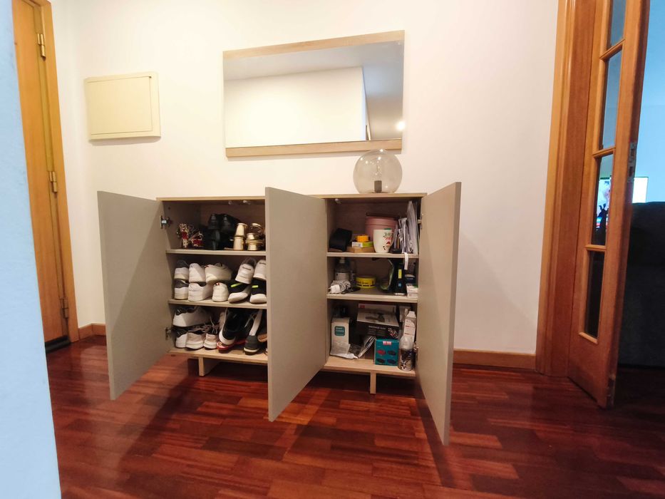 Móvel de entrada  + espelho