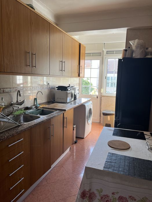 Quarto para arrendar