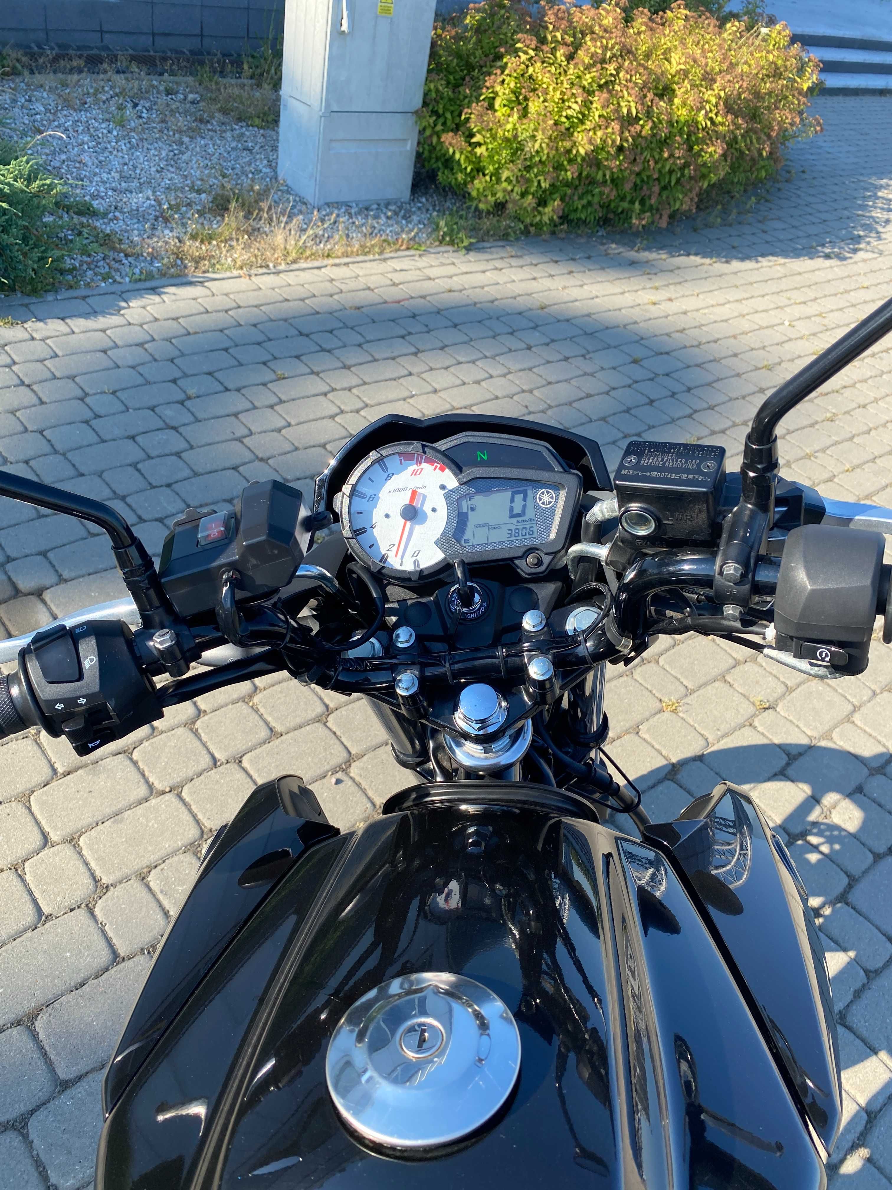 Yamaha YS-125 Typ: Naked