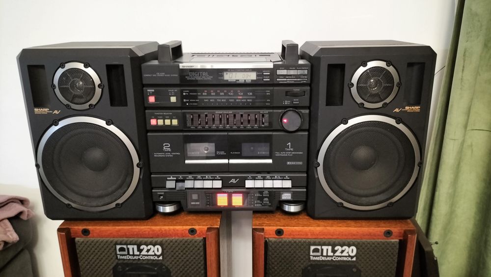 Radiomagnetofon CD Sharp CD-X100