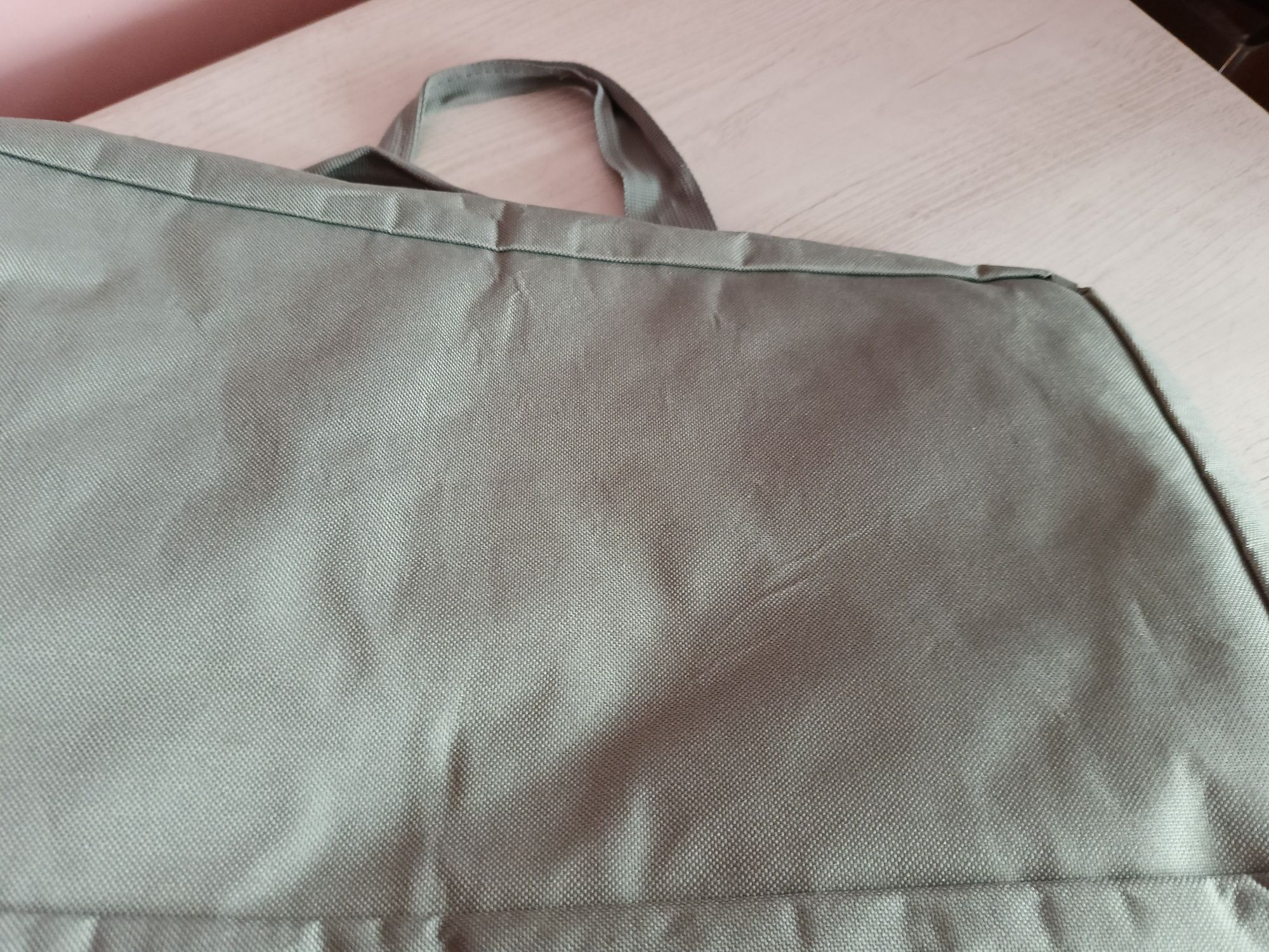Torba podręczna z podwójnym dnem,miękka.
