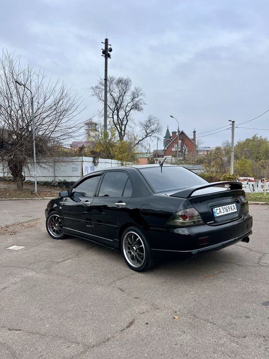 Mitsubishi lancer 9 2.0