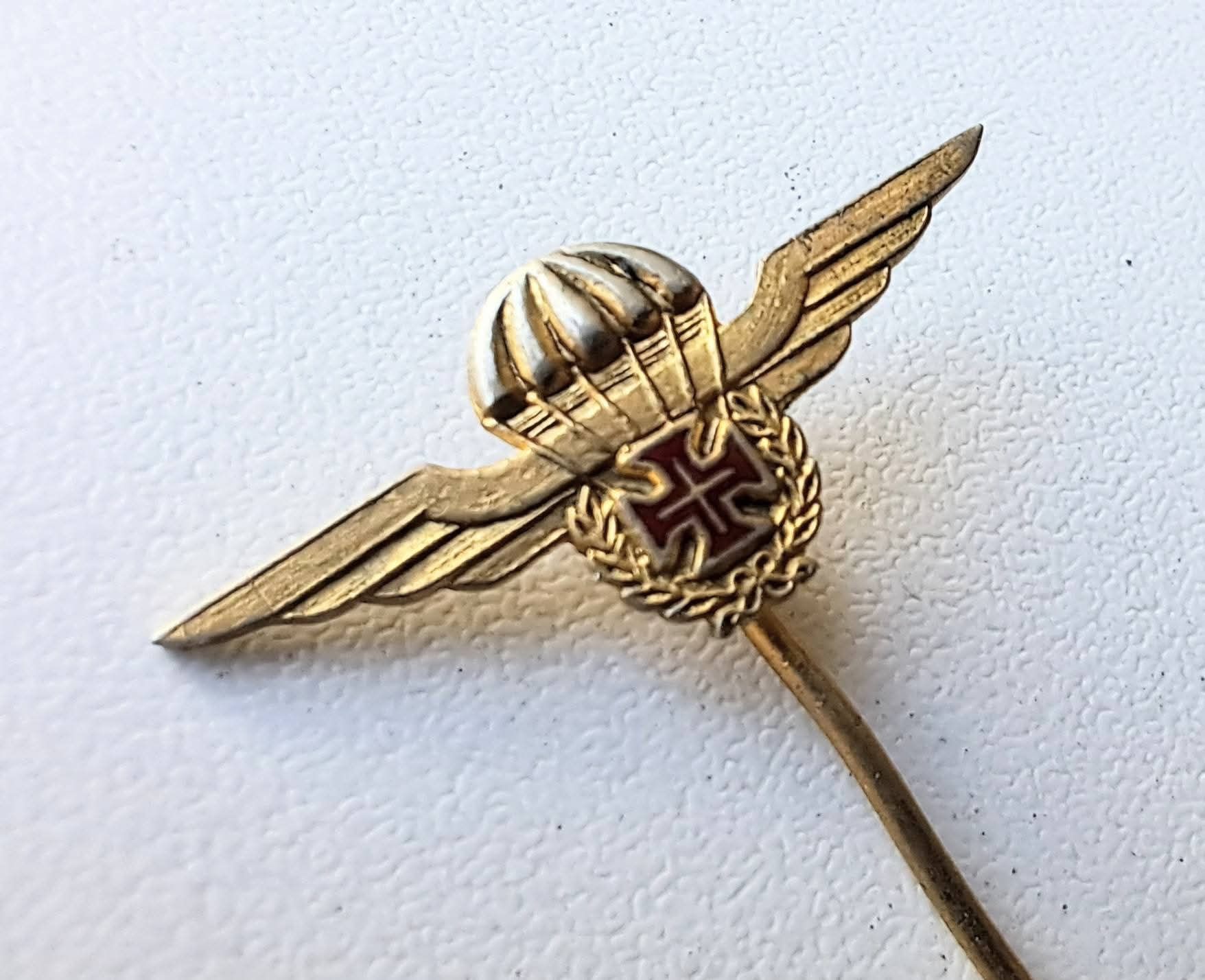 Raro!! Alfinete com primeiro brevet dos Pára-quedistas. 1955 - 61