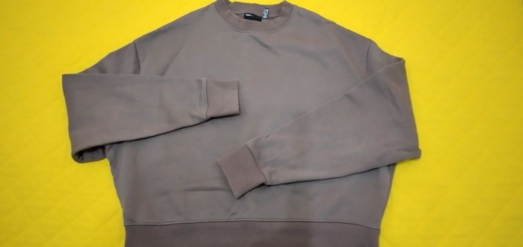 Camisola/HoodieThrasher/Calças Lois e Zara (Tudo Original)