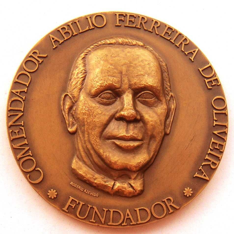 Medalha de Bronze Fundador Sociedade Têxtil Comendador Abílio Oliveira
