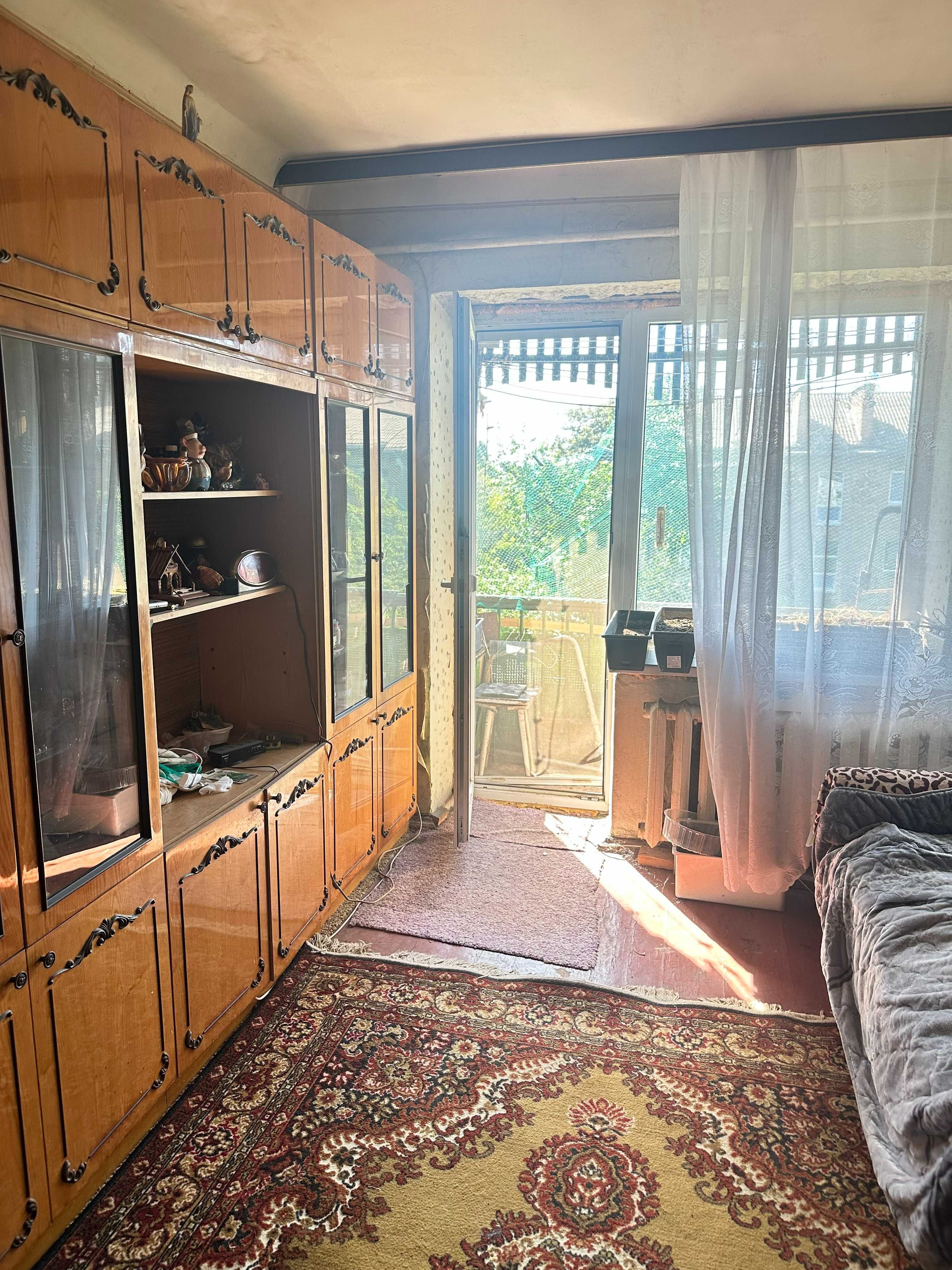 Продам 2-ну квартиру вул.Шепелева 10