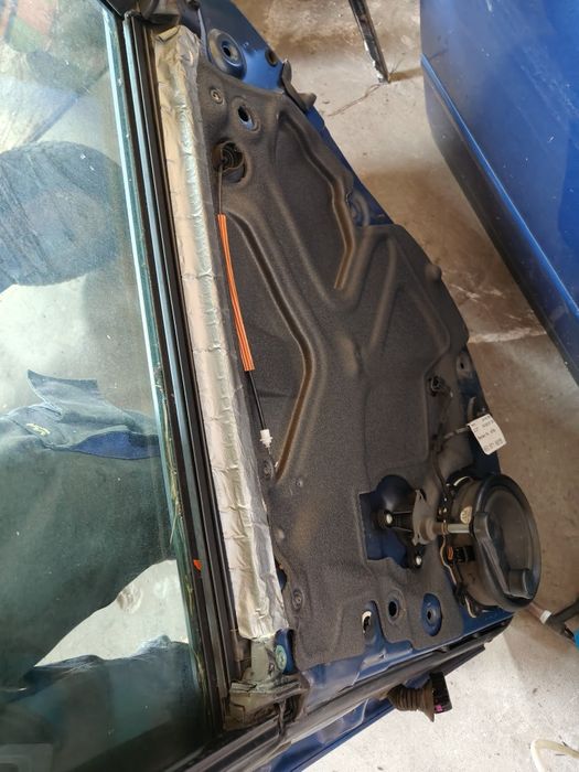 Prawe drzwi tył audi A4 b6 LZ5W