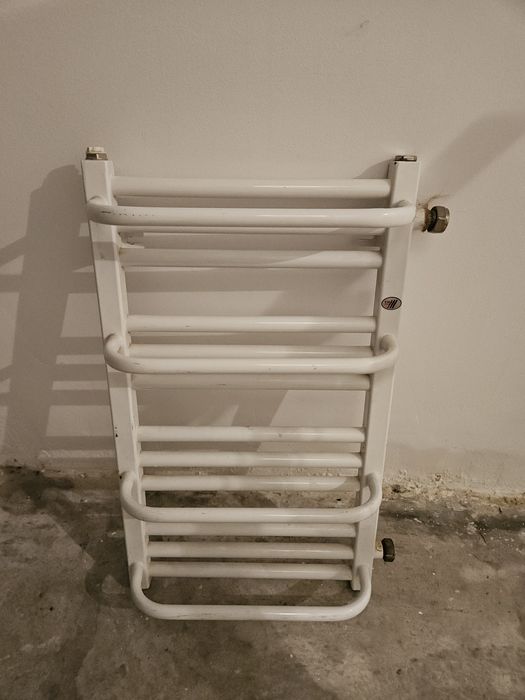 Sprzedam grzejnik łazienkowy