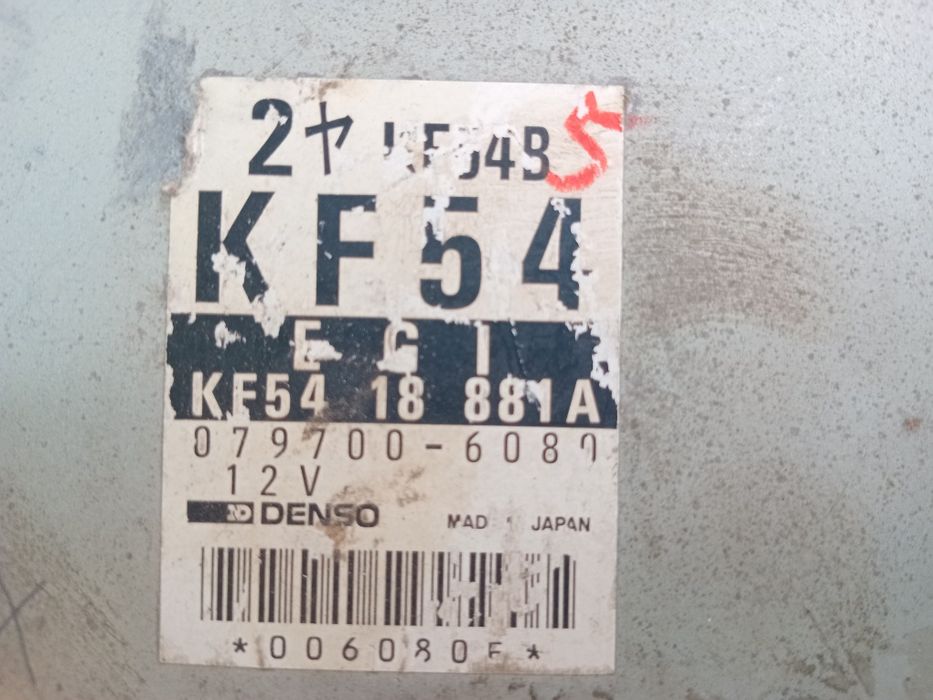 Блок управління mazda xedos 6 2.0