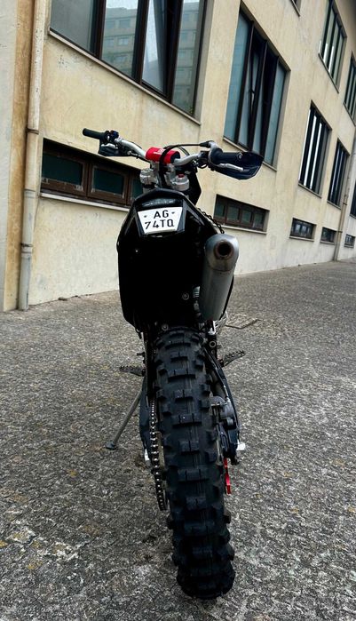 GasGas EC 300 TPI 2021 — Apenas 1633 km / 62h — Extras Originais