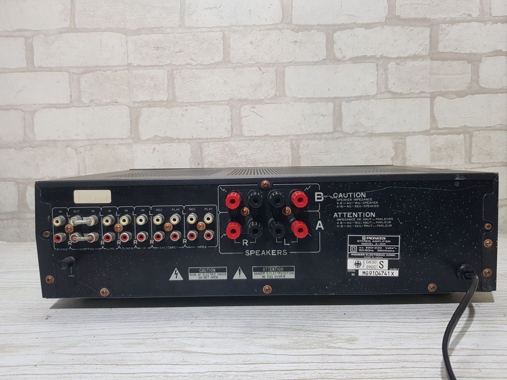 Стерео підсилювач/усилитель Pioneer A-401 2х80Вт б/у з Німеччини