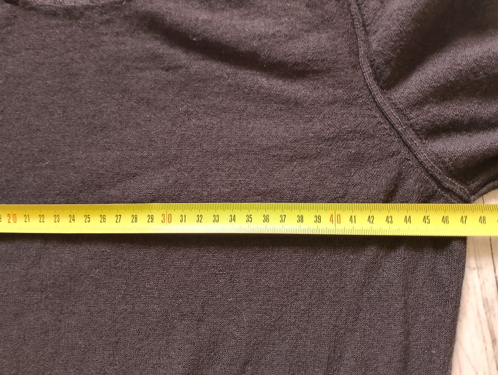 Brązowy sweter 100% wełna uszkodzony