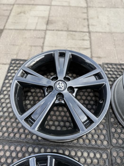 Диски оригінал toyota rav4 venza highlander lexus rx nx r18 5 114,3