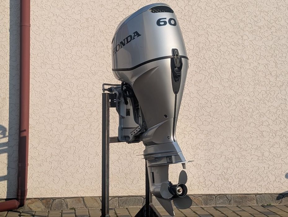 Лодочний мотор Honda 60 (2019)р