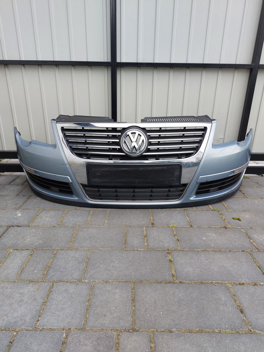 Zderzak przód przedni VW Passat b6 kod lak LC7Z