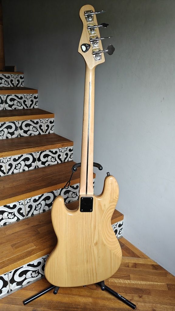 Gitara basowa Fender Jazz Bass. Kopia.